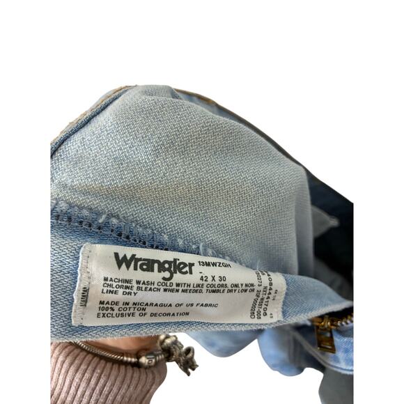 Wrangler Cowboy Cut Original Jeans 42Wx30L Denim Light Wash Rodeo Western Mens - Picture 3 of 5